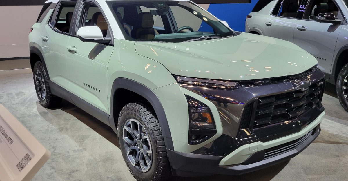 Chevrolet Equinox Activ United States front view Production 2004 - Generation Fourth 2024 - Engine 1 5 litre turbo R4 petrol Power 180 PS Gearbox 8 speed automatic Layout front engine all wheel drive