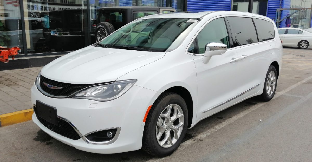 Chrysler Pacifica RU photographed in Beijing China