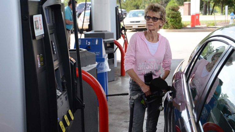 EPA Orders Nationwide Gasoline Dilution May 1—40 Million Vehicles Banned From Using It