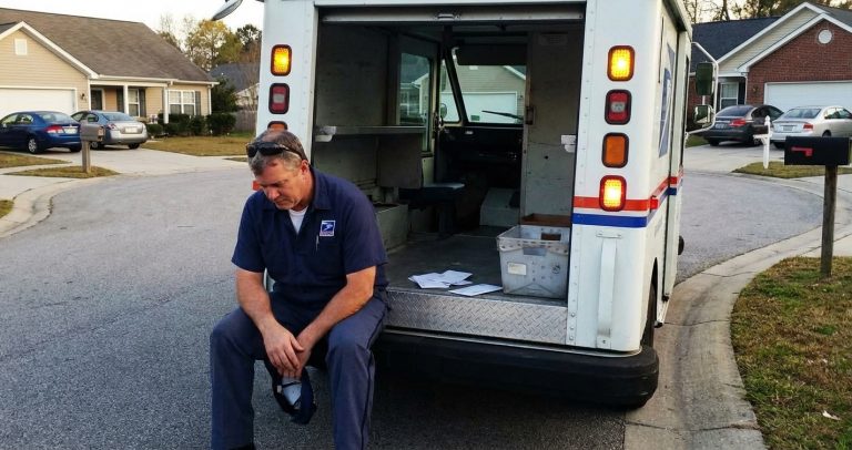 America’s 250-Year-Old Mail System Hits $9B Loss And 49% Volume Collapse—Drivers Threatened