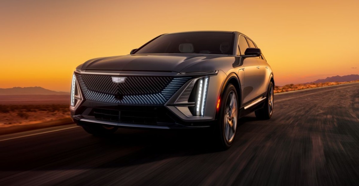 Committing to an All-Electric Future General Motors by Mirinda Turner