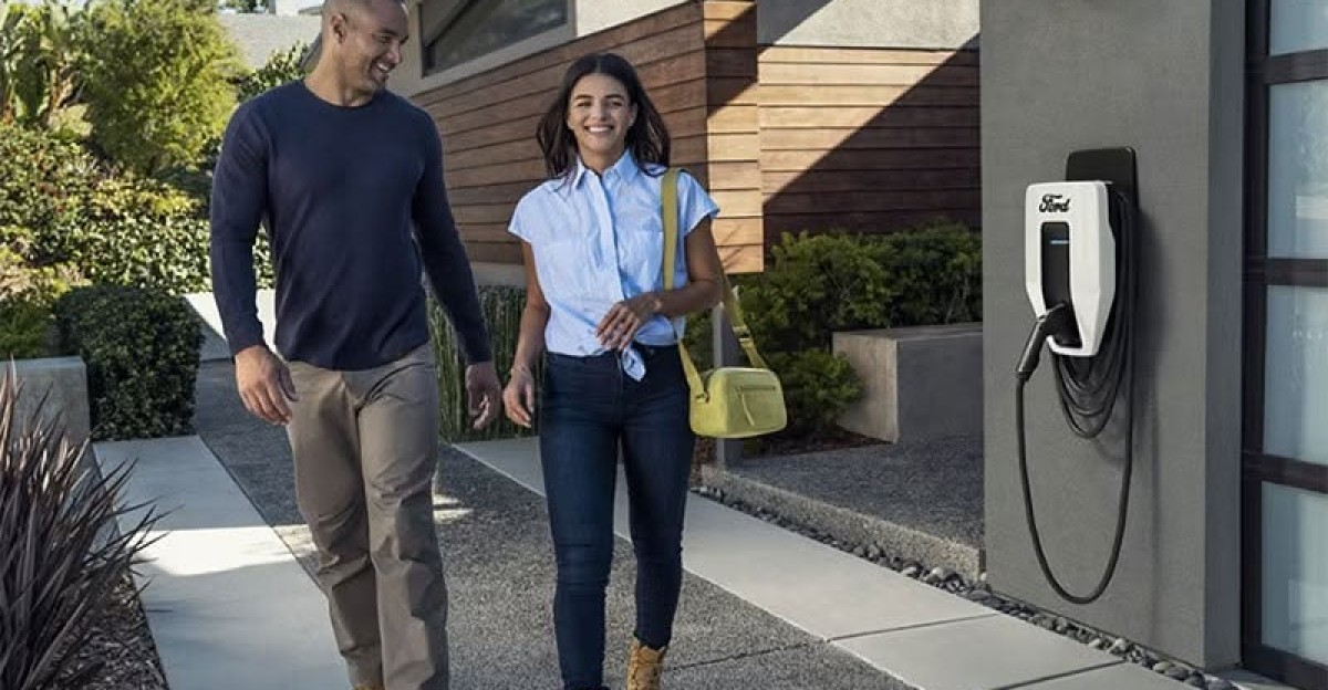 Ford Power Promise -get a complimentary charger and installation by Burkhovich Valeriya