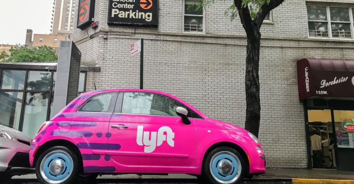 Lyft will pay you 550 to ditch your car for a month by Heba Zatar