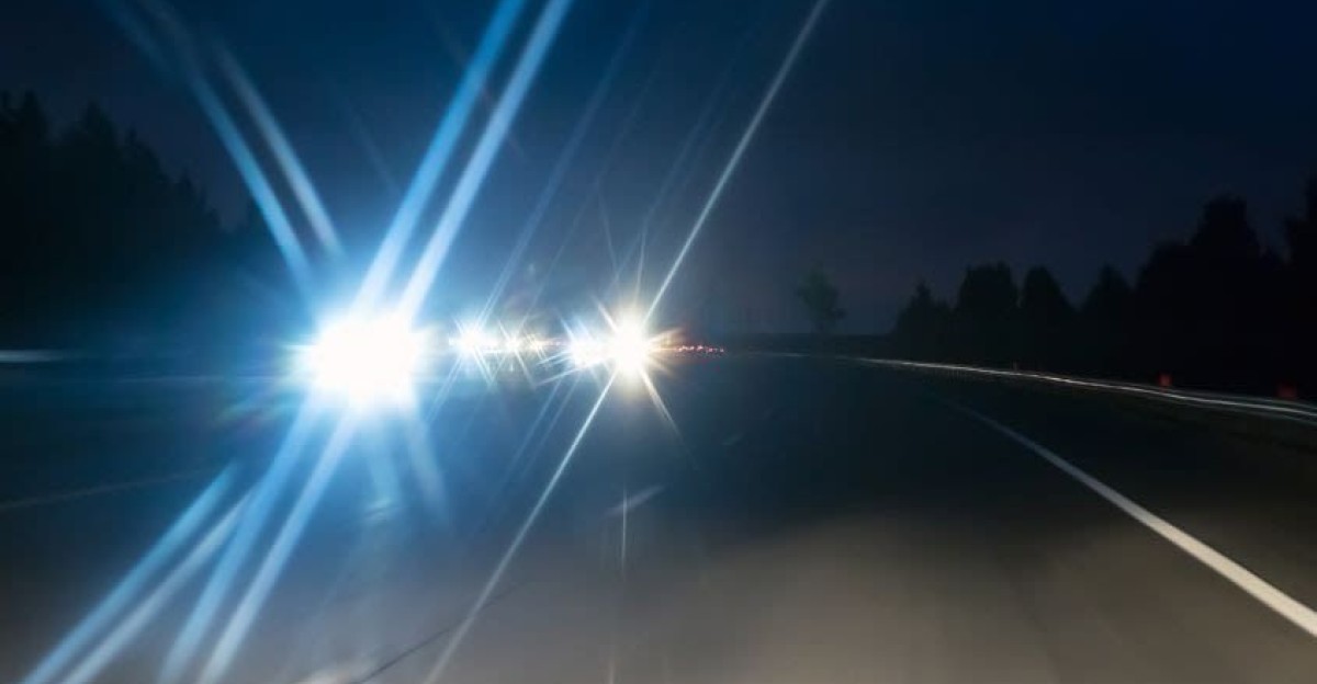 Spotlight on car headlight glare as dazzled drivers avoid driving at night by Auto Express