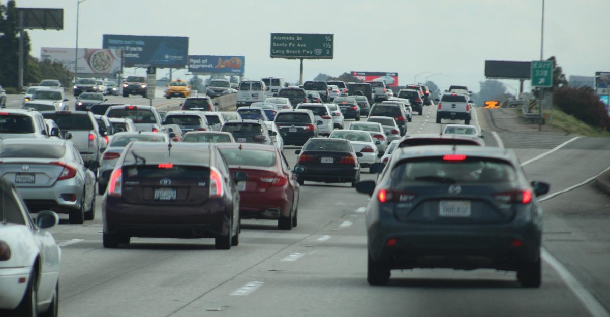 cars traffic highway auto driving uber lyft lyft lyft lyft lyft lyft