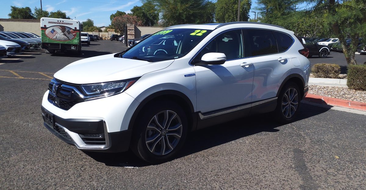 Honda CR-V Hybrid Touring - Shot at Earnhardt San Tan Hyundai in Gilbert AZ