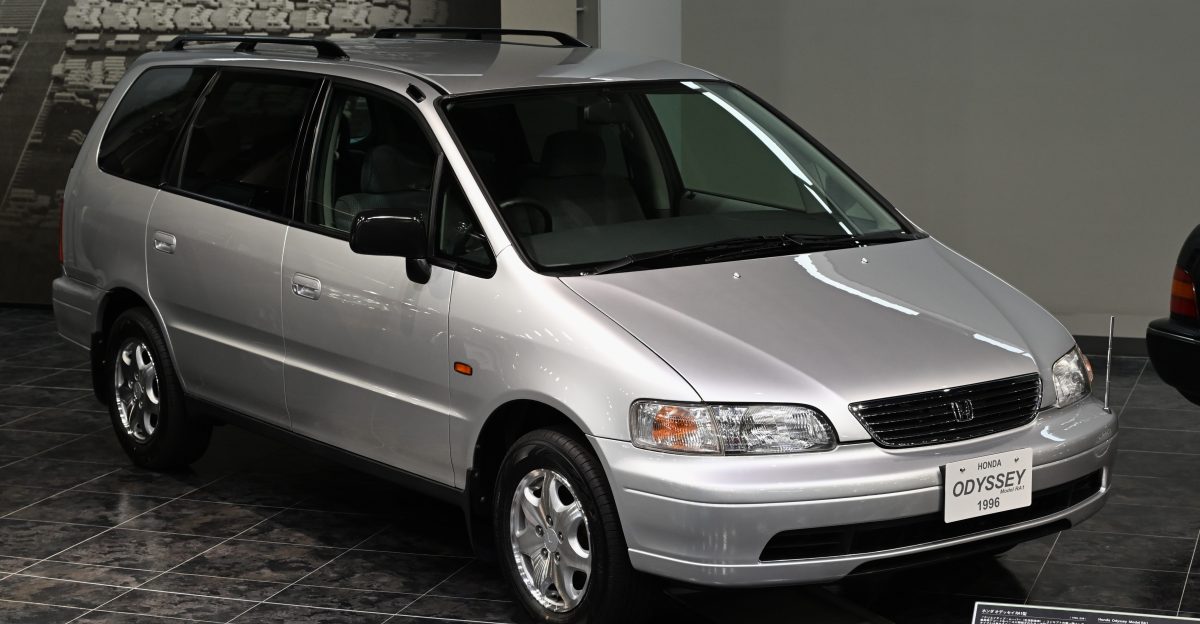 Honda Odyssey RA1