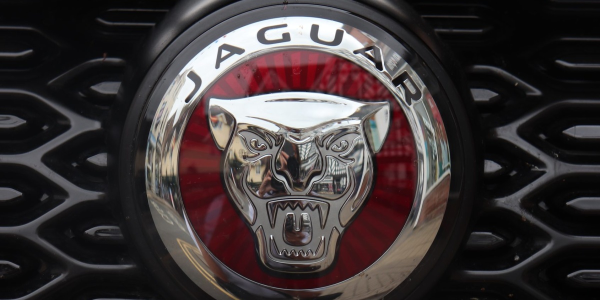 2018 Jaguar I-Pace EV400 AWD Badge Taken in Warwick