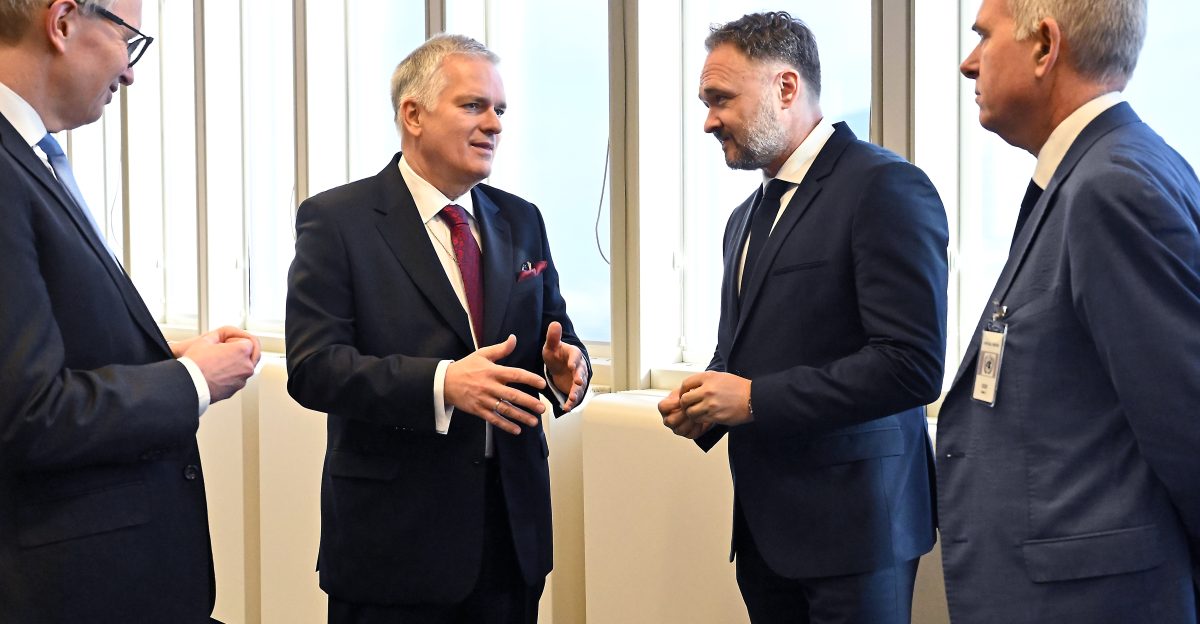 Jacek Bylica IAEA Chief of Cabinet welcomes HE Mr Dan Jorgensen European Commissioner for Energy and Housing upon his arrival to the Agency headquarters in Vienna Austria 12 December 2024 Photo Credit Dean Calma IAEA Delegation Mr Dan J rgensen European Commissioner for Energy and Housing Mr Carl Hallerg rd Ambassador of the EU to the International Organisations in Vienna Mr Massimo Gariribba Deputy director General of DG ENER Mr Tomas Anker Christensen Cabinet member Ms Anne Kemppainen Minister Counsellor Head of the UN Section Ms Monika Nauduzaite Counsellor at the EU Delegation Mr Rasmus Beim Cabinet Policy Assistant Mr Alain Matton Press Attach IAEA Rafael Mariano Grossi IAEA Director-General Jacek Bylica IAEA Chief of Cabinet Diego Candano Laris Senior Advisor to the Director-General Ewelina Hilger IAEA Special Advisor to the Director-General Ruzanna Harman IAEA Chief of Protocol Nuno Luzio IAEA External Relations Officer DG s Office
