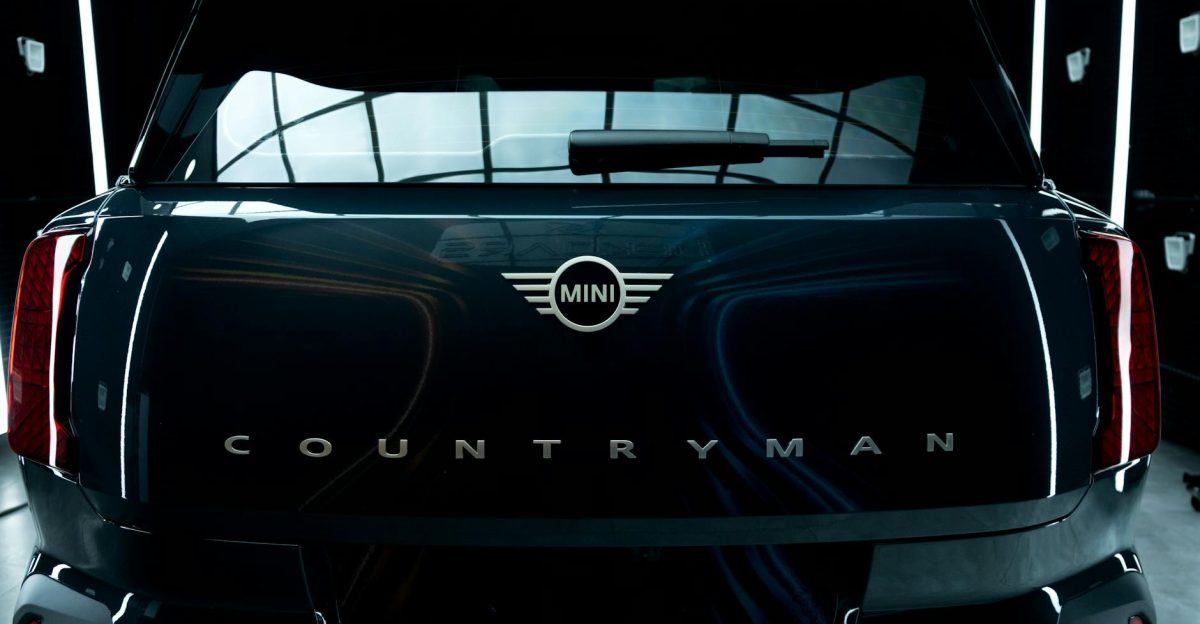Rear view of the Mini Countryman highlighting its elegant design in a modern showroom